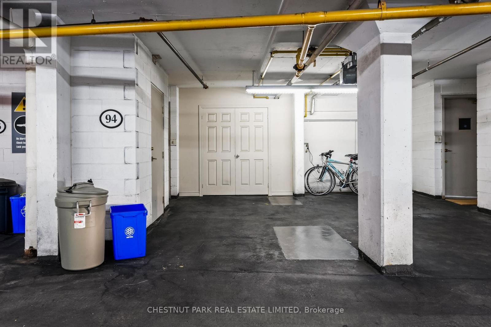 94 PLEASANT BOULEVARD Image 39