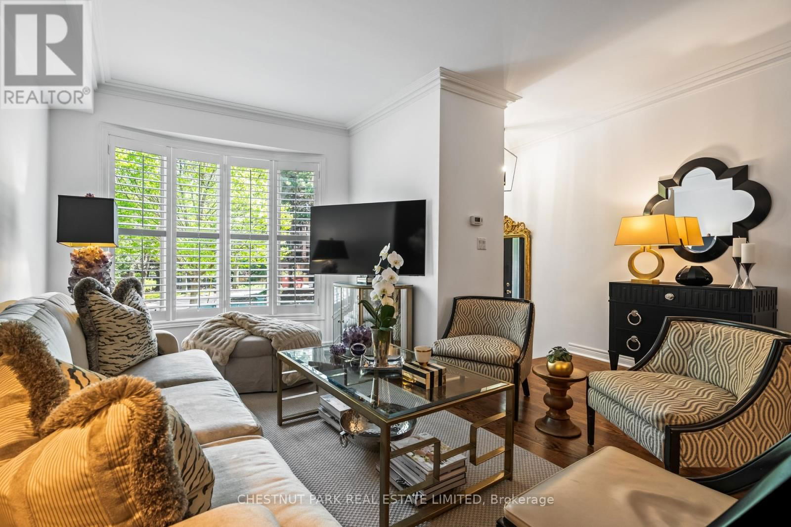 94 PLEASANT BOULEVARD Image 6