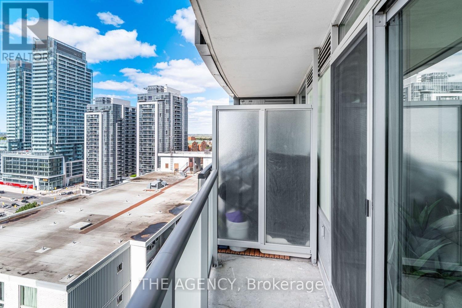 1505 - 5740 YONGE STREET Image 23