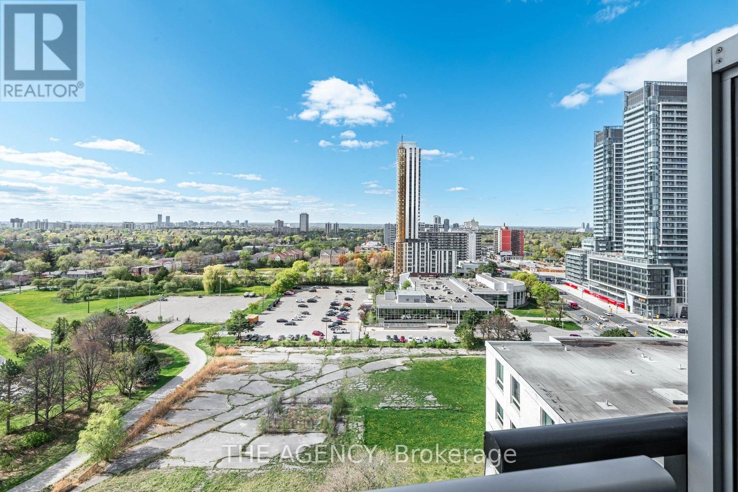 1505 - 5740 YONGE STREET Image 31