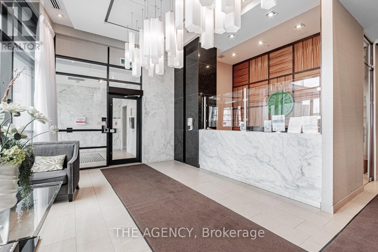 1505 - 5740 YONGE STREET Image 4