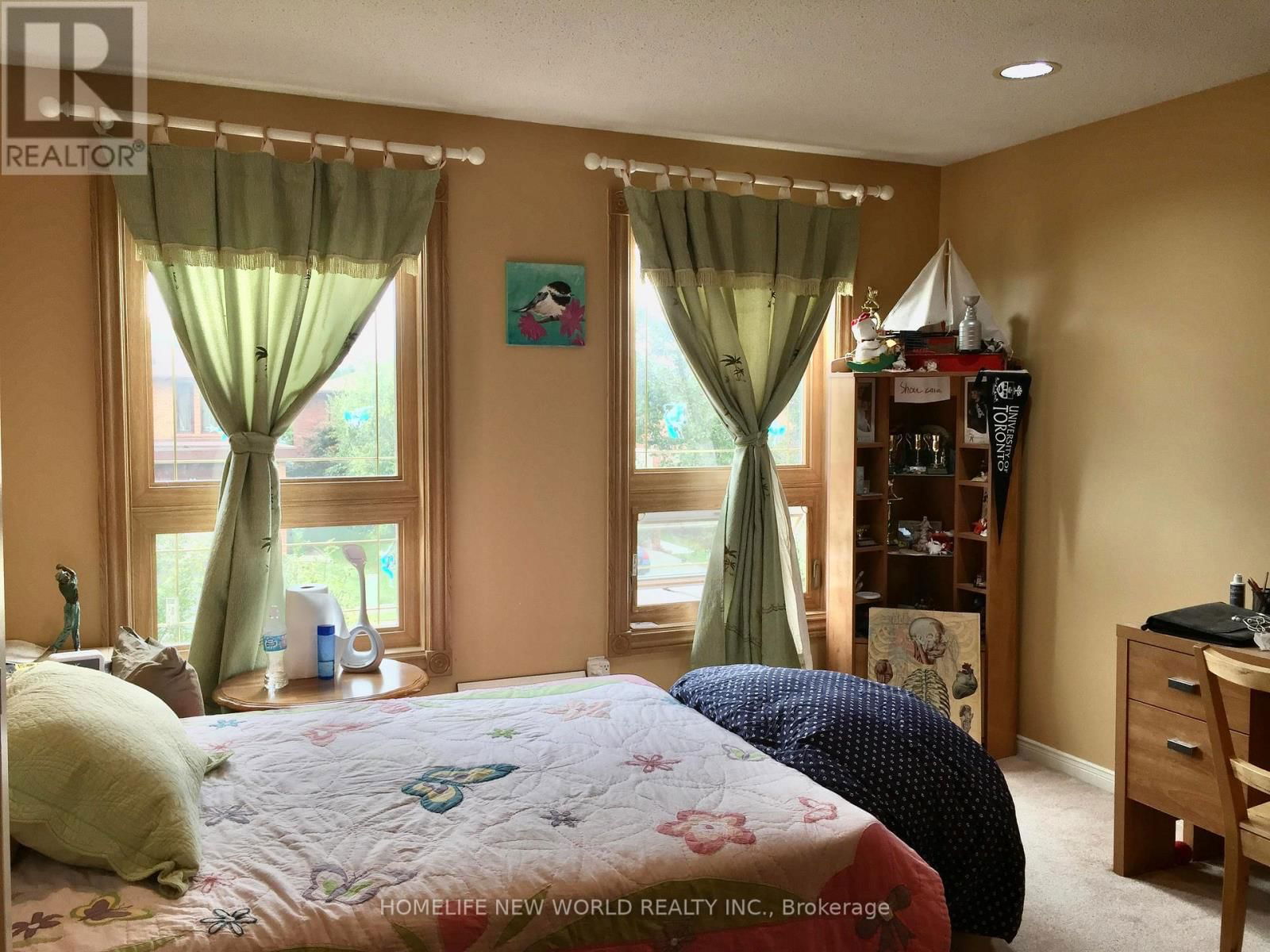 Room 1 - 38 MARCELLINE CRESCENT Image 2