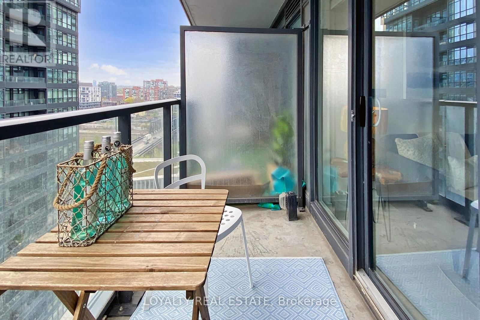 1803 - 70 QUEENS WHARF ROAD Image 22