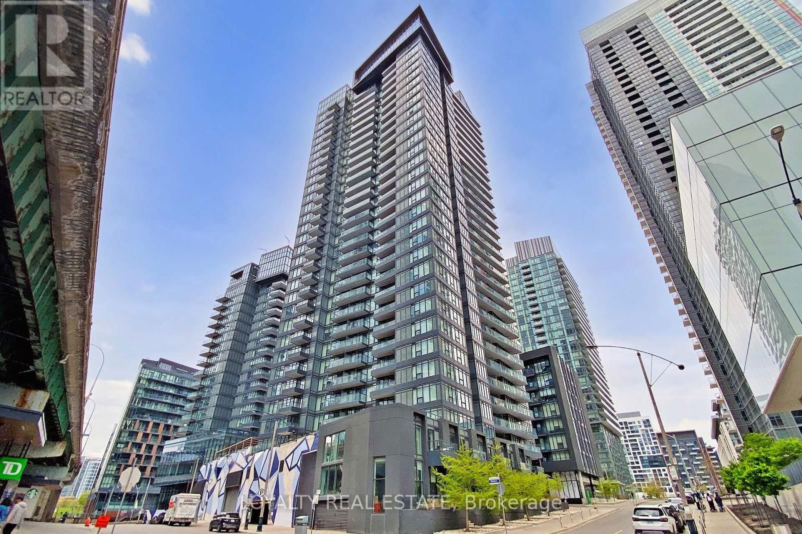 1803 - 70 QUEENS WHARF ROAD Image 6