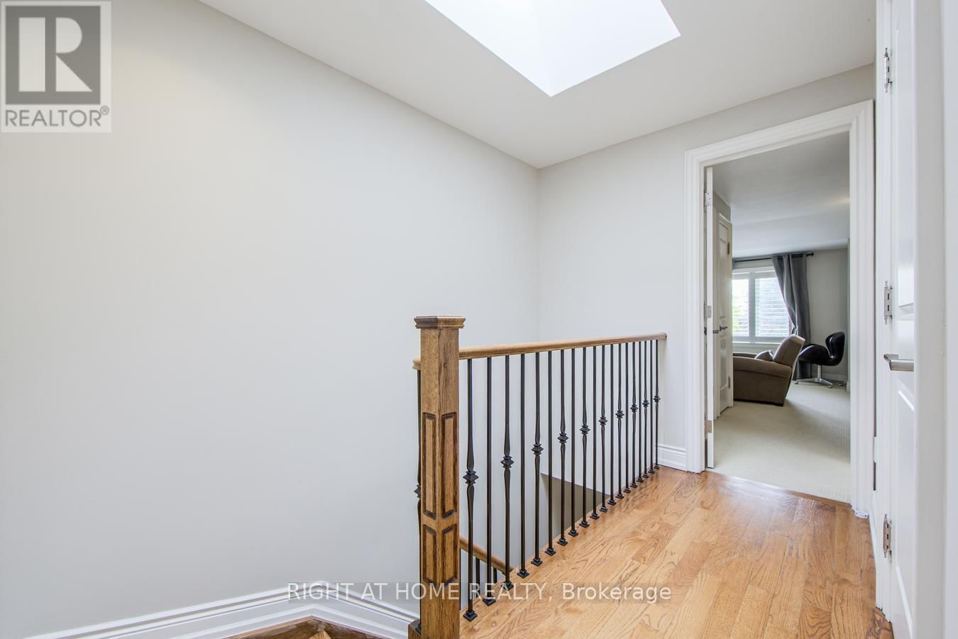 2916 BAYVIEW AVENUE Image 31