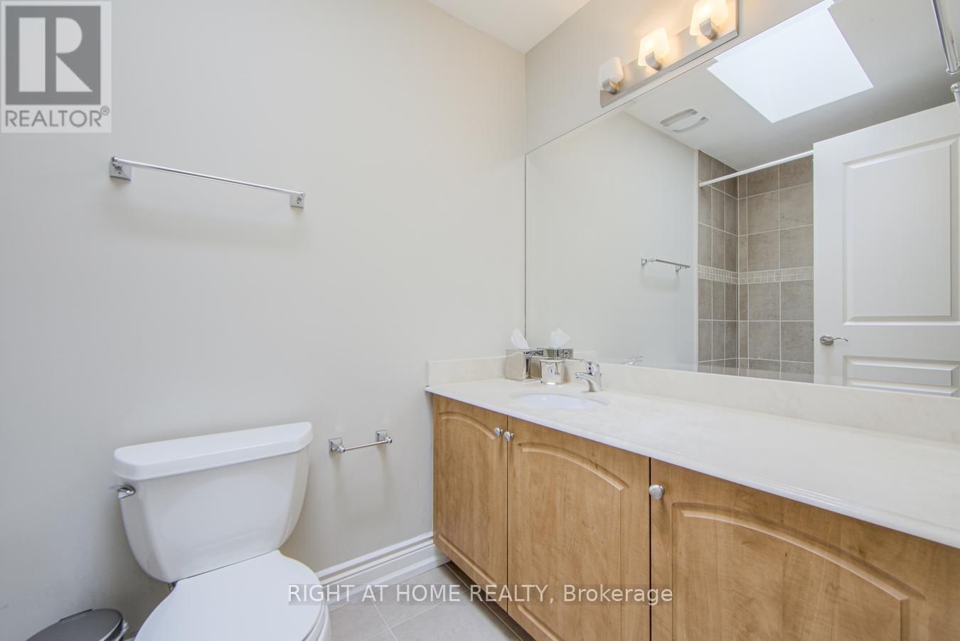 2916 BAYVIEW AVENUE Image 35