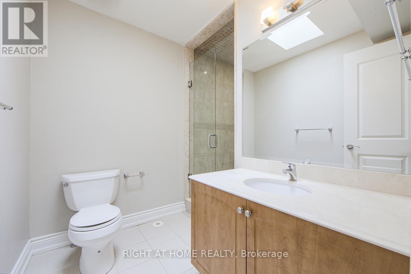2916 BAYVIEW AVENUE Image 38