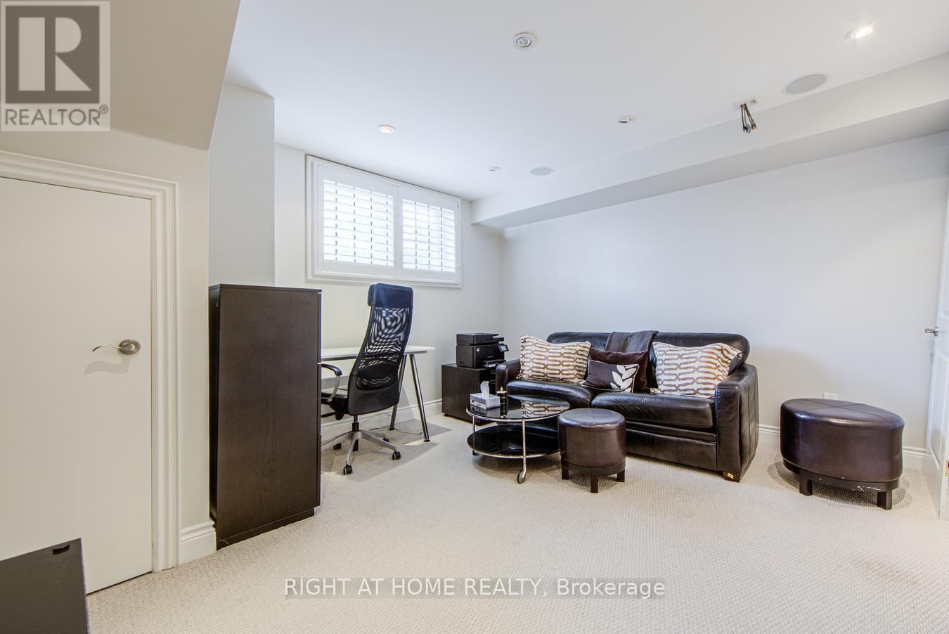 2916 BAYVIEW AVENUE Image 40
