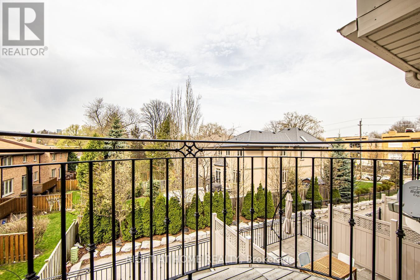 2916 BAYVIEW AVENUE Image 45