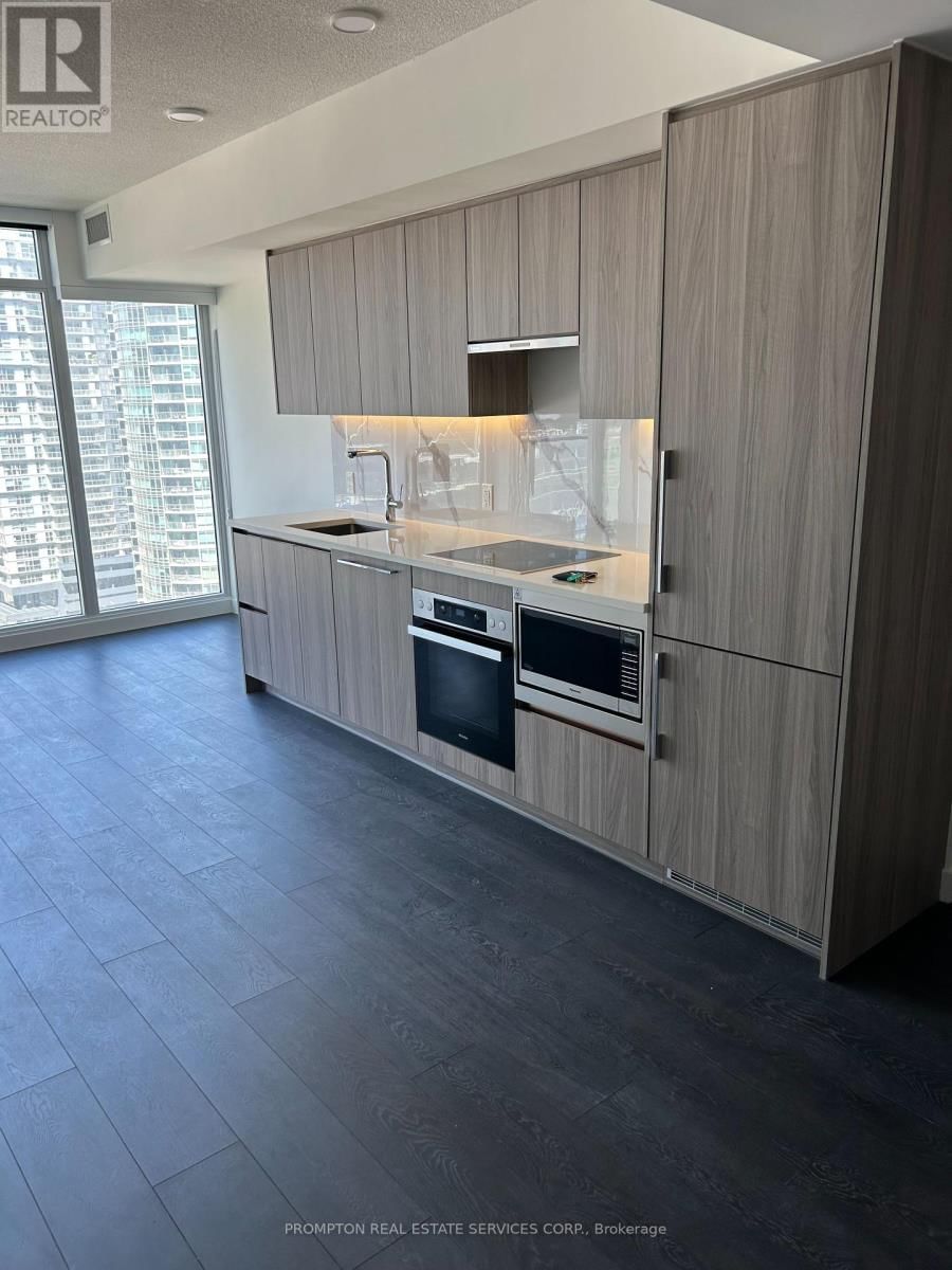1712 - 1 CONCORD CITYPLACE WAY Image 1