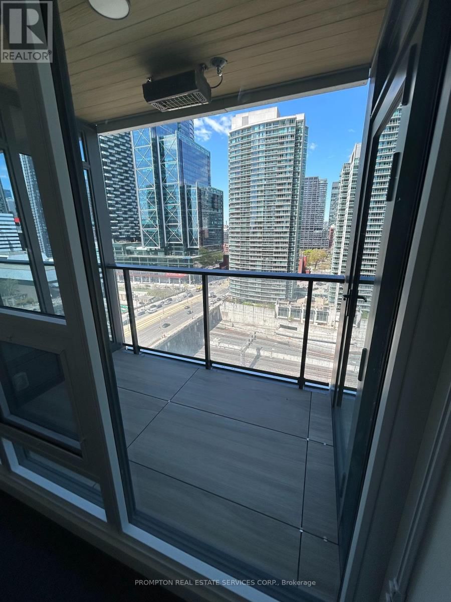 1712 - 1 CONCORD CITYPLACE WAY Image 12