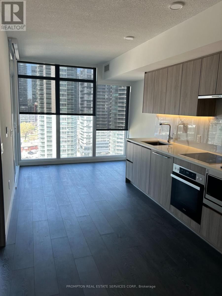 1712 - 1 CONCORD CITYPLACE WAY Image 6