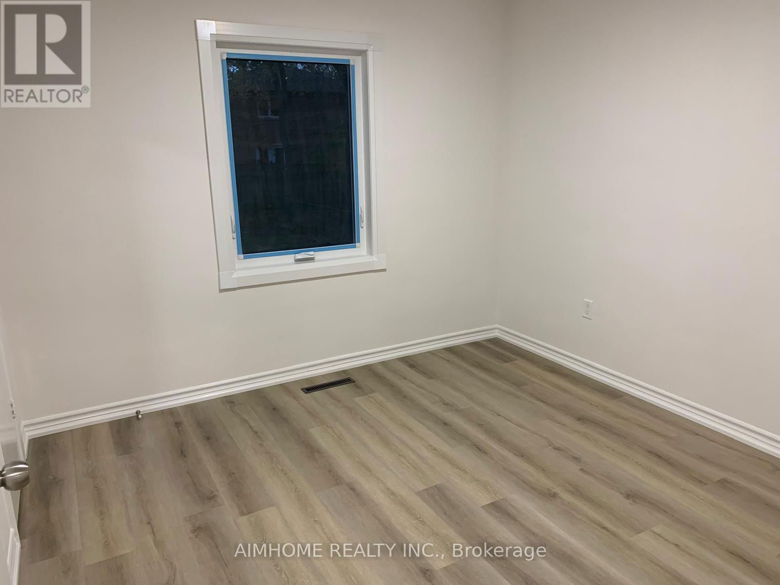 Main - 222 FINCH AVENUE EAST Image 17