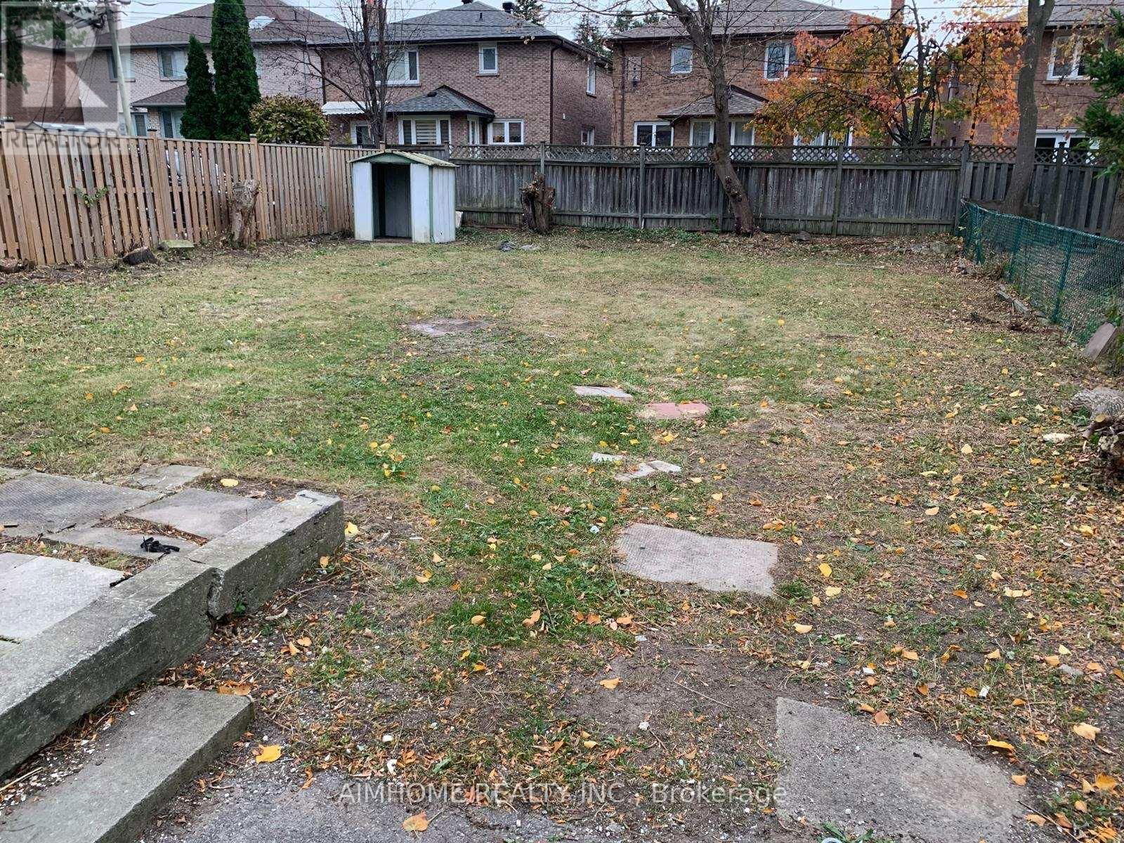 Main - 222 FINCH AVENUE EAST Image 7