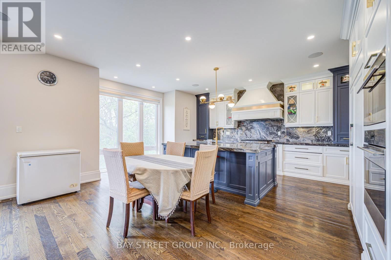 149 ALEXIS BOULEVARD Image 16