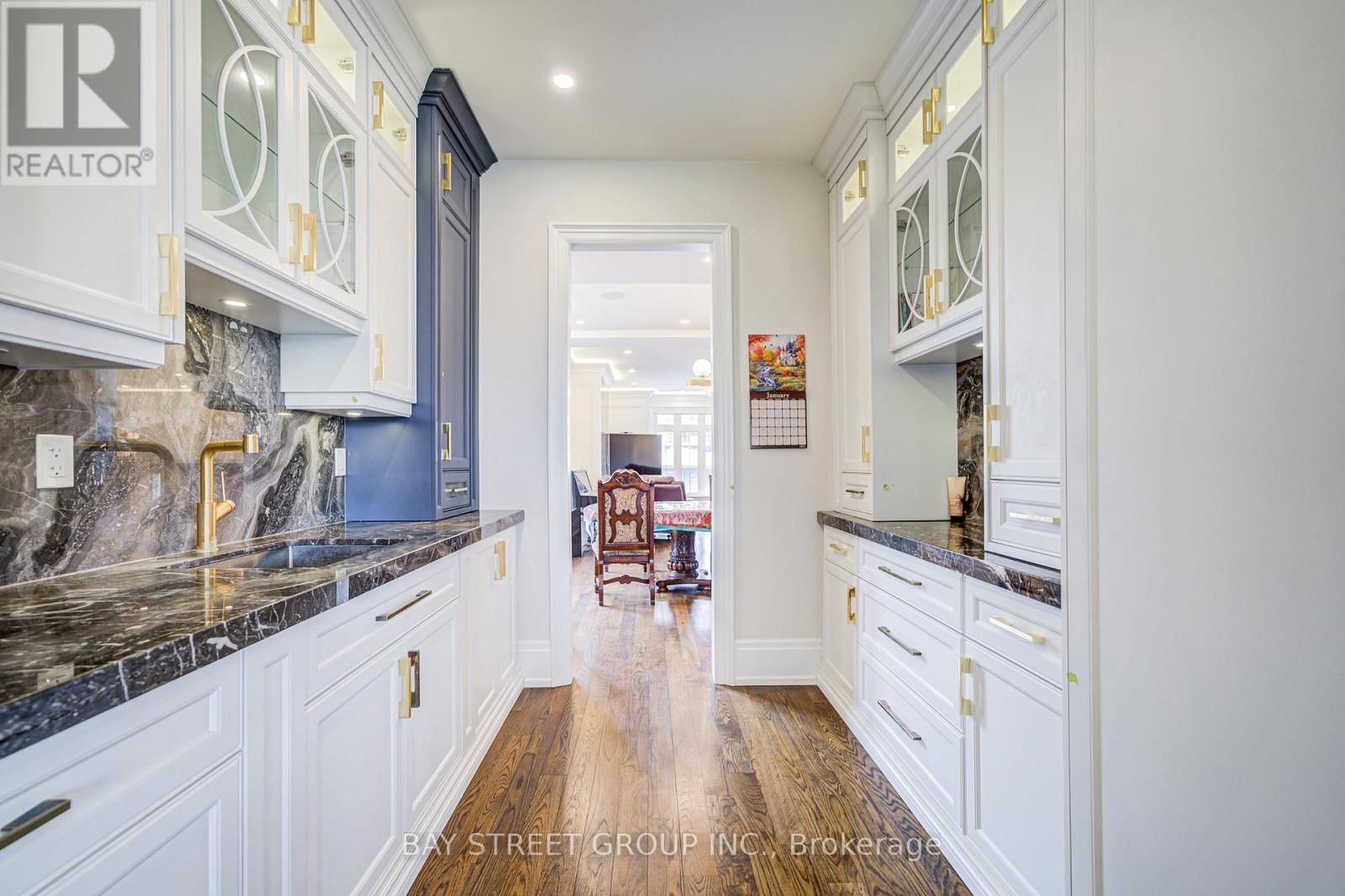 149 ALEXIS BOULEVARD Image 17