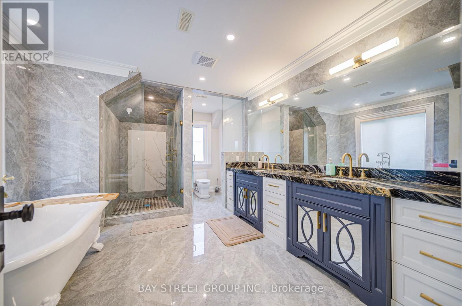 149 ALEXIS BOULEVARD Image 22