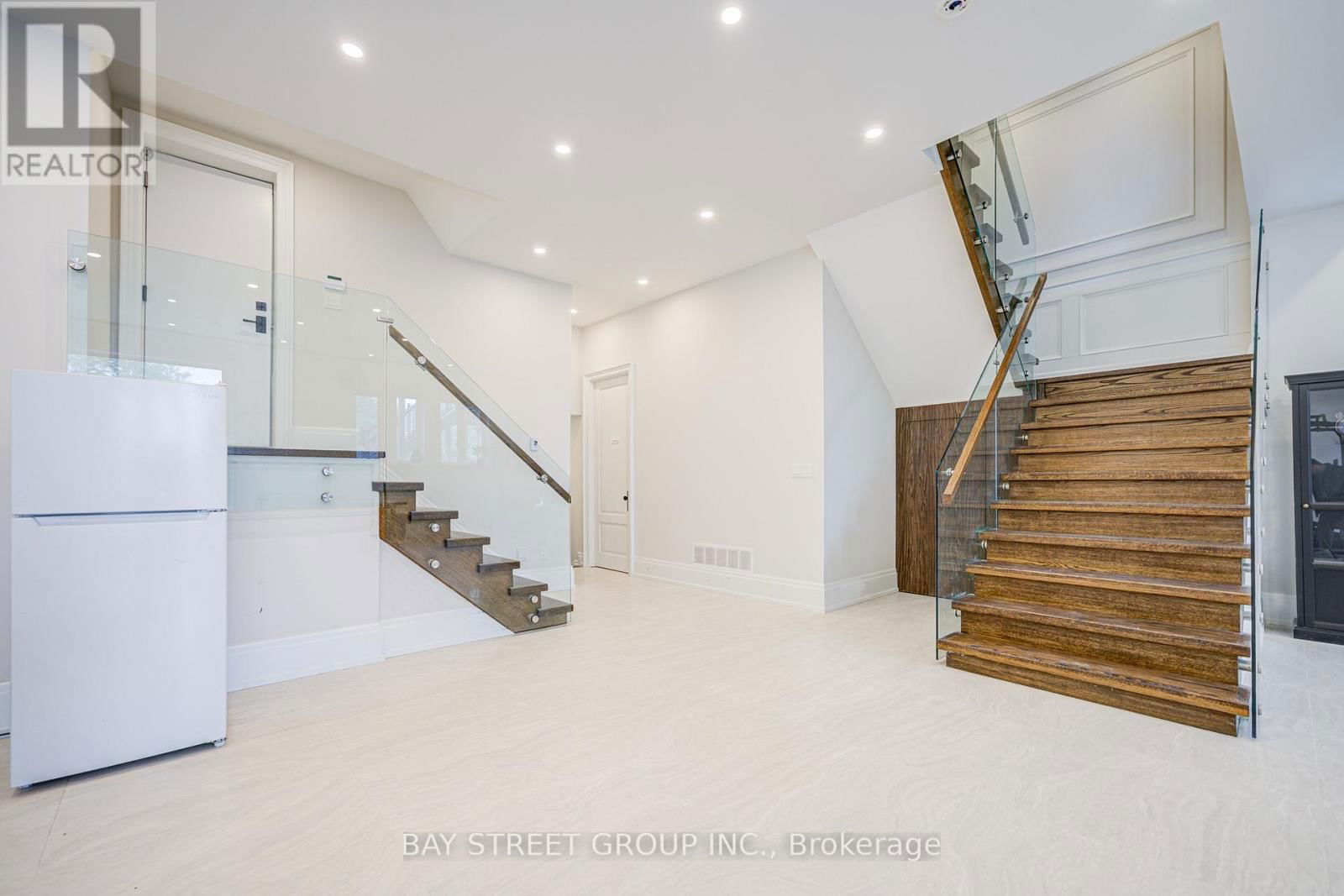 149 ALEXIS BOULEVARD Image 31