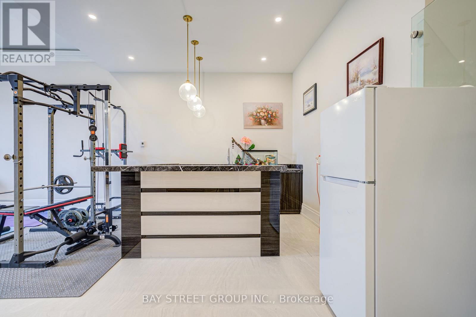 149 ALEXIS BOULEVARD Image 37