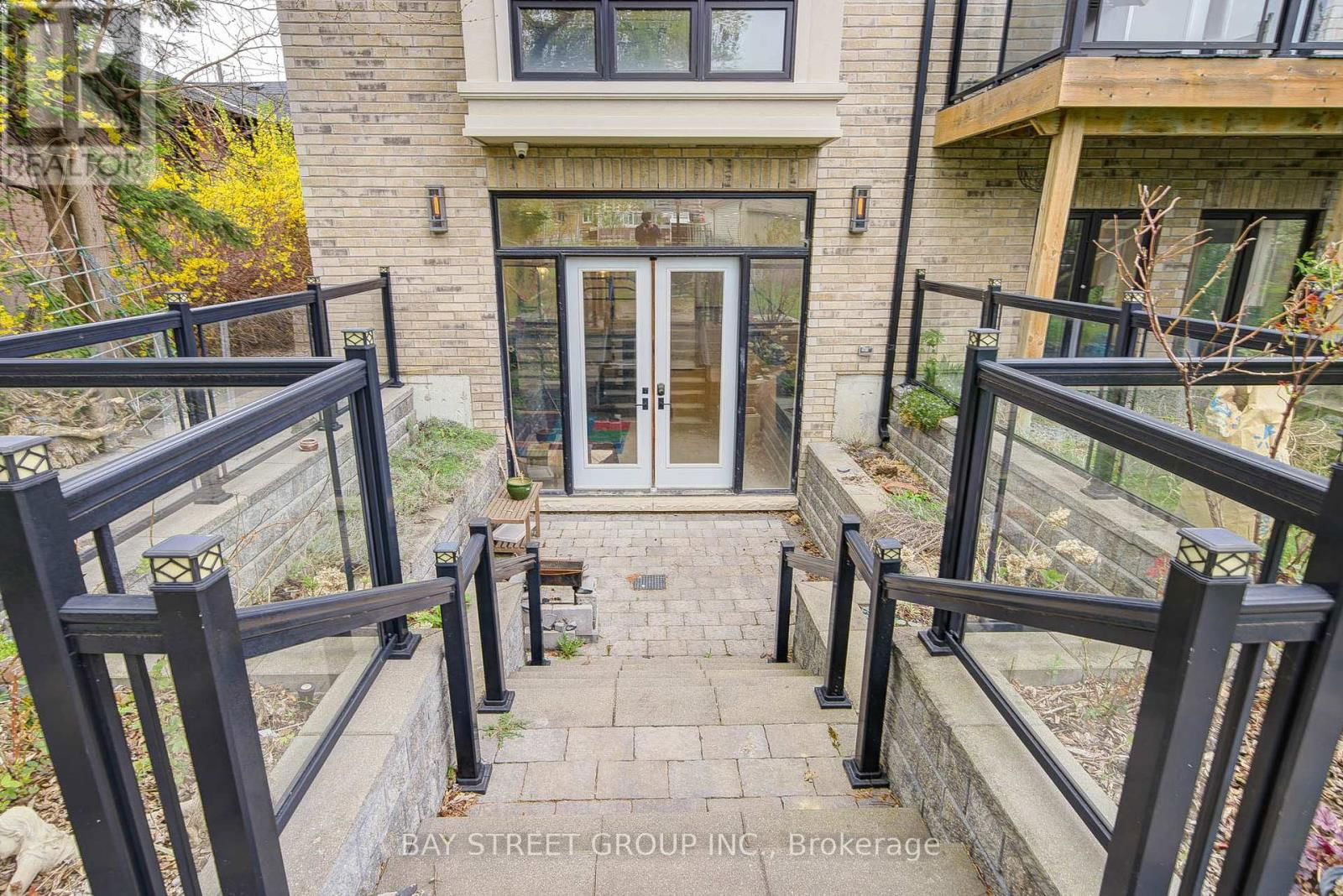 149 ALEXIS BOULEVARD Image 42