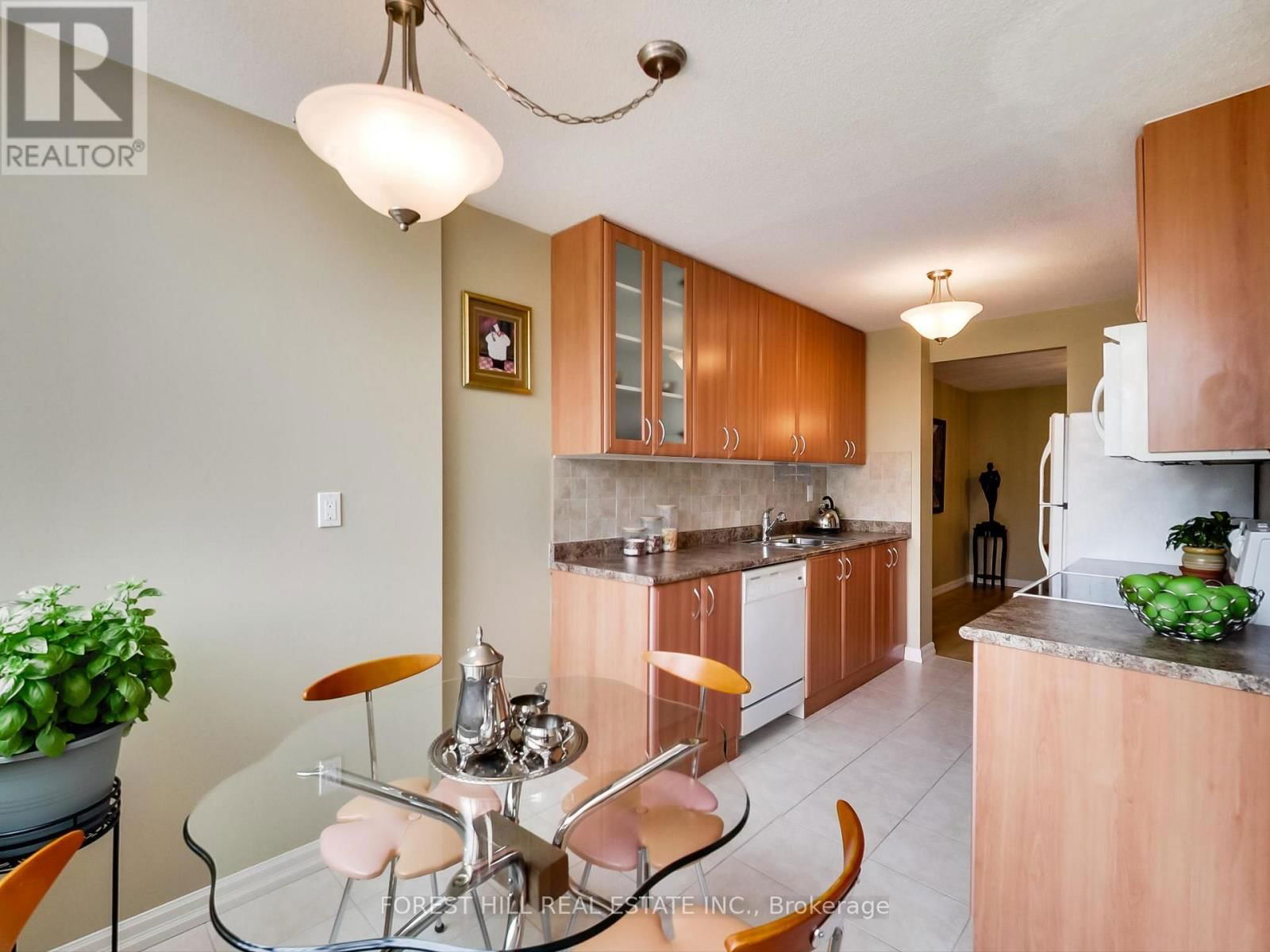 305 - 133 TORRESDALE AVENUE Image 14