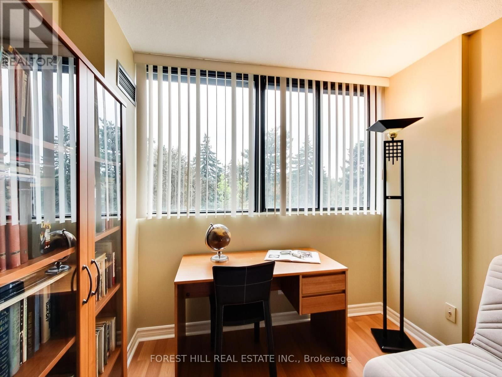 305 - 133 TORRESDALE AVENUE Image 29