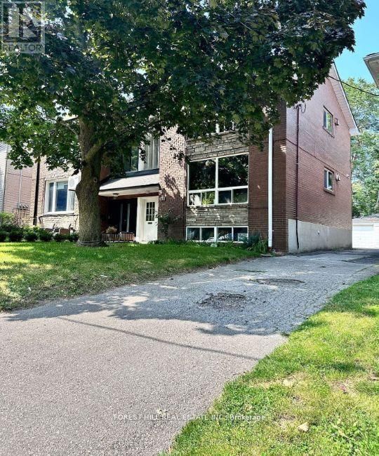274 GLENFOREST ROAD Image 13