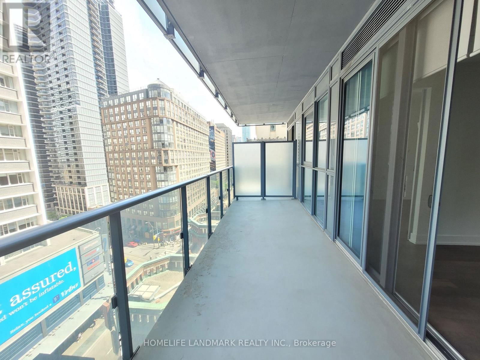 910 - 7 GRENVILLE STREET Image 10