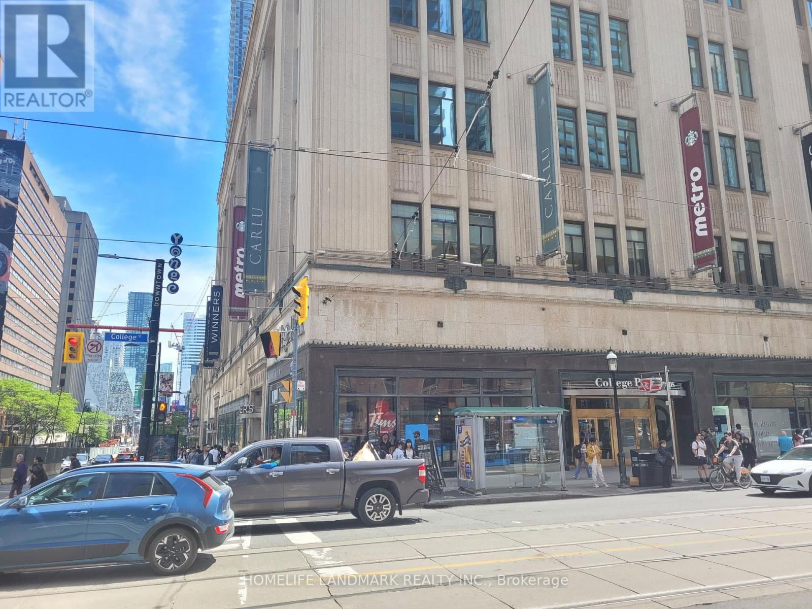 910 - 7 GRENVILLE STREET Image 14