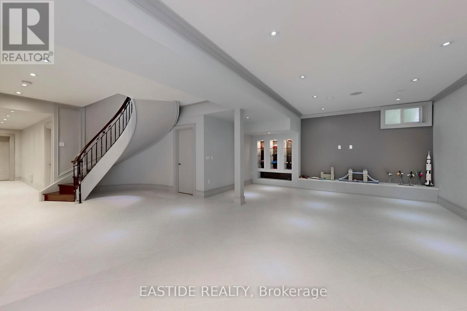 193 WEDGEWOOD DRIVE Image 44