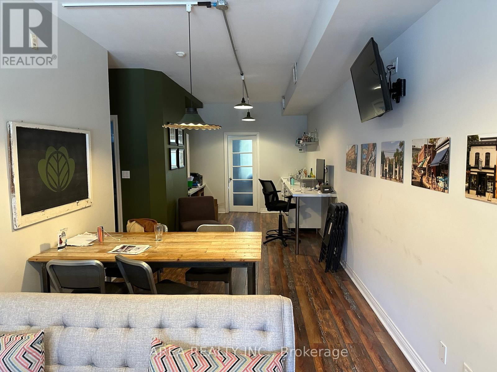 538 PARLIAMENT STREET Image 2