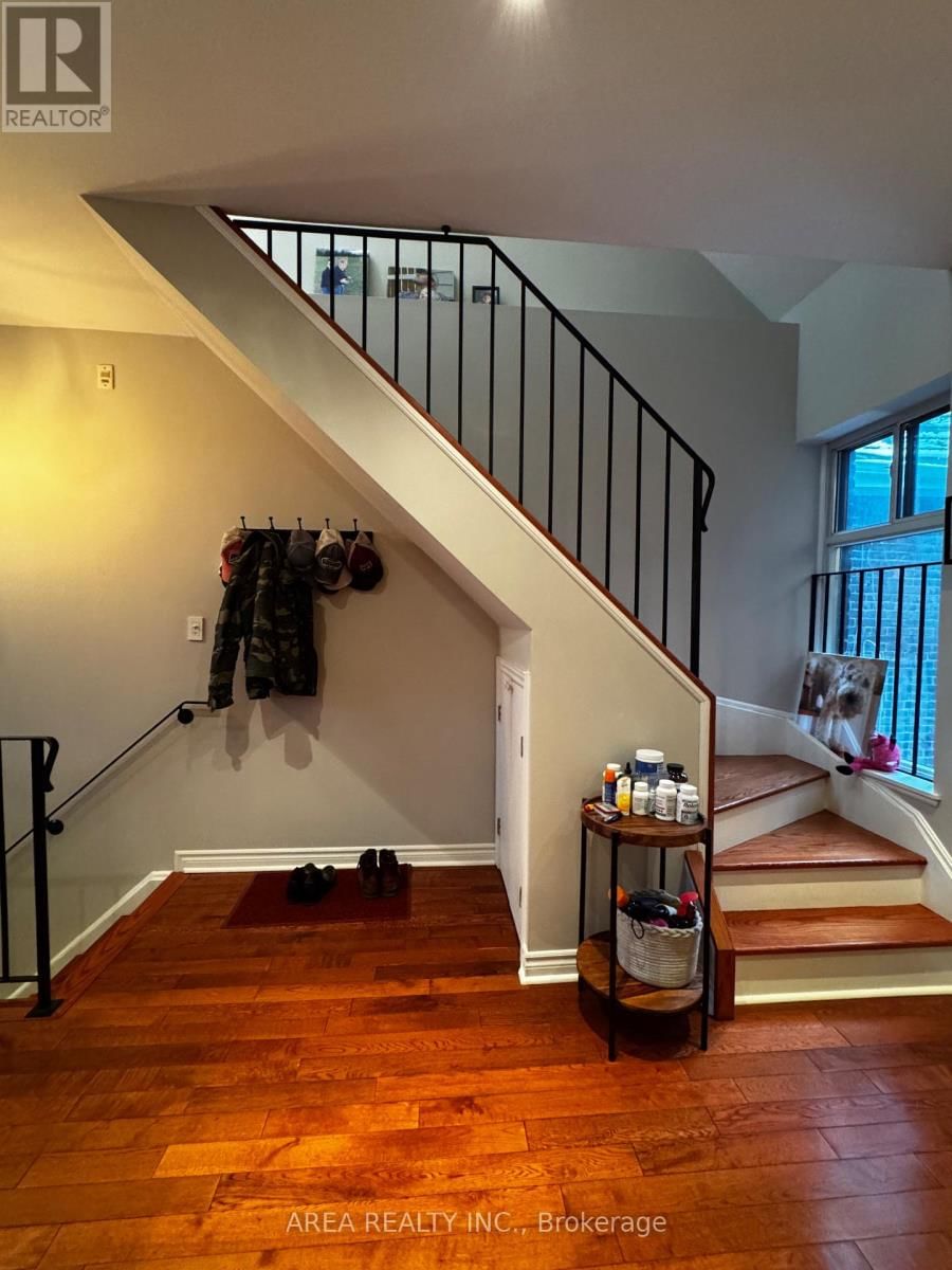 538 PARLIAMENT STREET Image 7