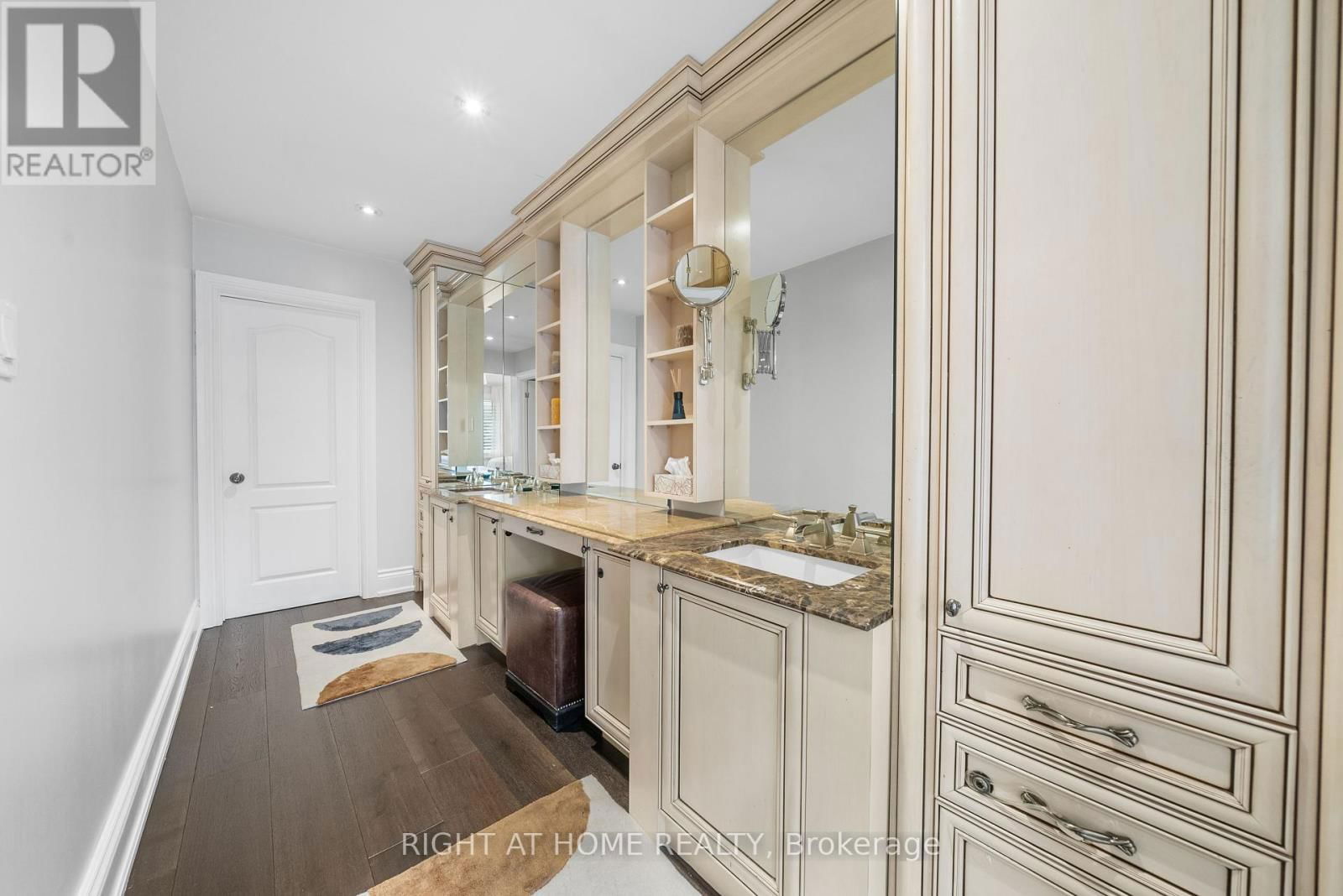 40 HEATHVIEW AVENUE Image 27
