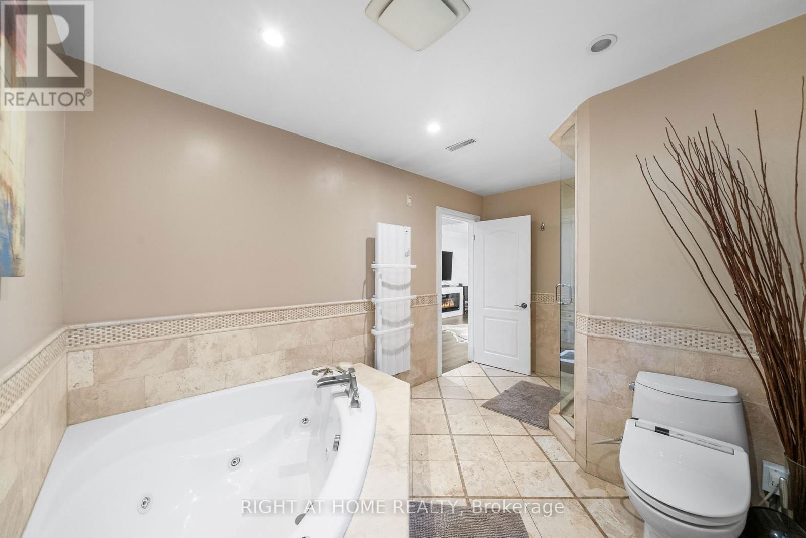 40 HEATHVIEW AVENUE Image 29