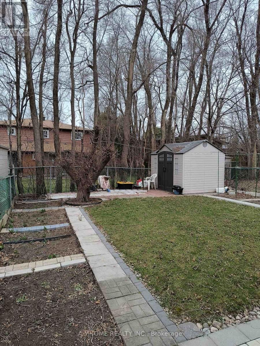 68 MENTOR BOULEVARD Image 12