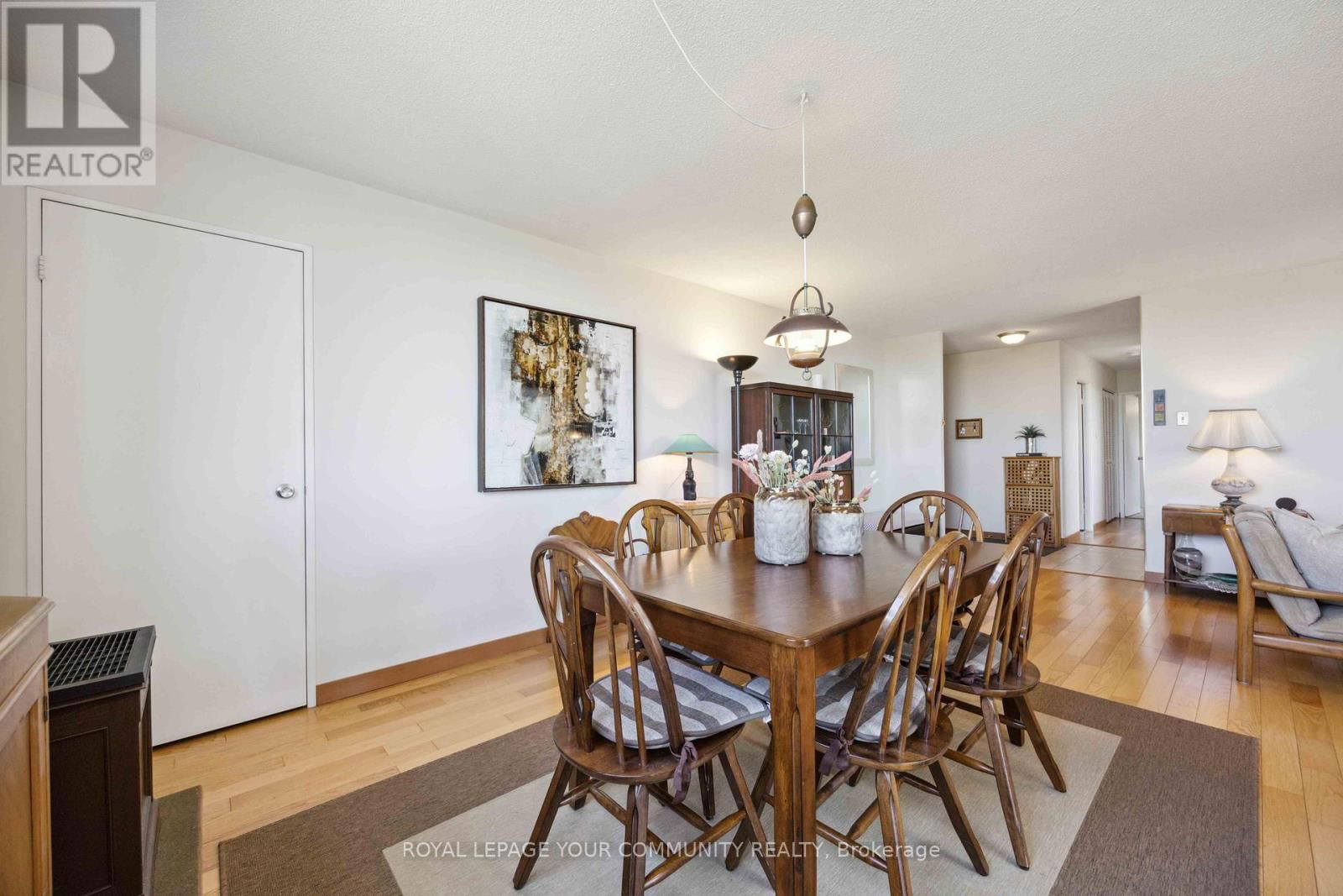 606 - 133 TORRESDALE AVENUE Image 16