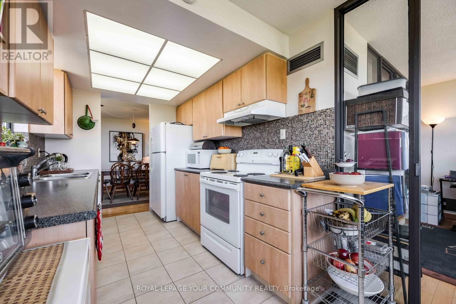 606 - 133 TORRESDALE AVENUE Image 19