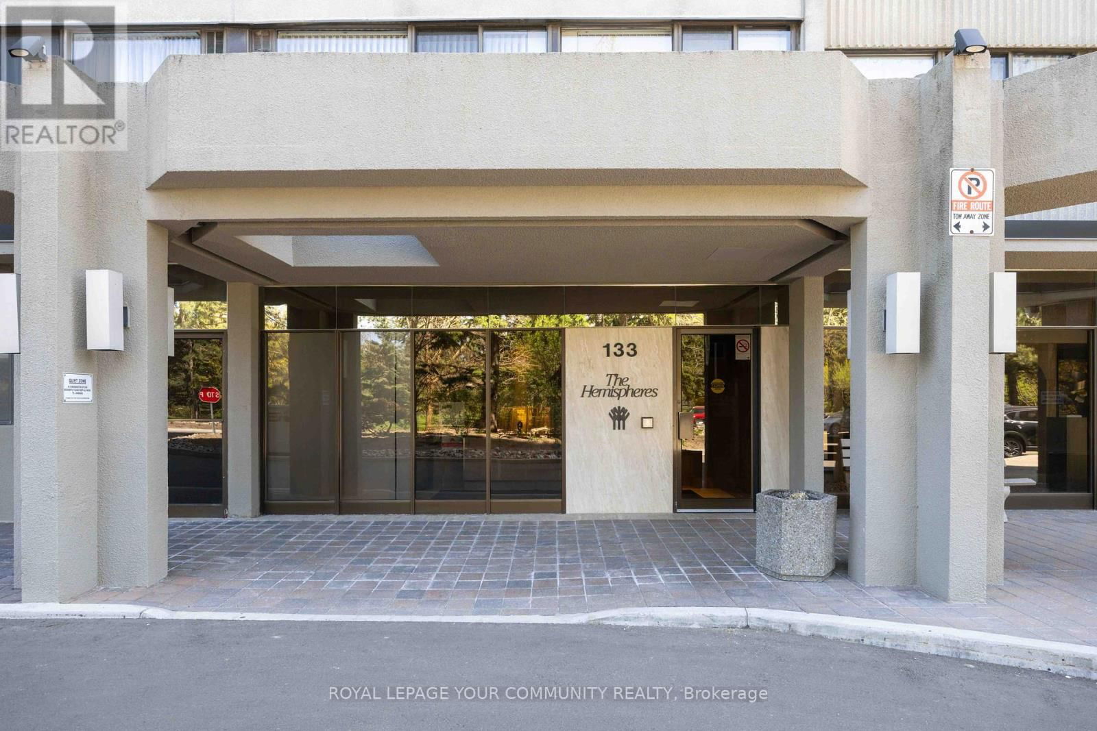606 - 133 TORRESDALE AVENUE Image 3