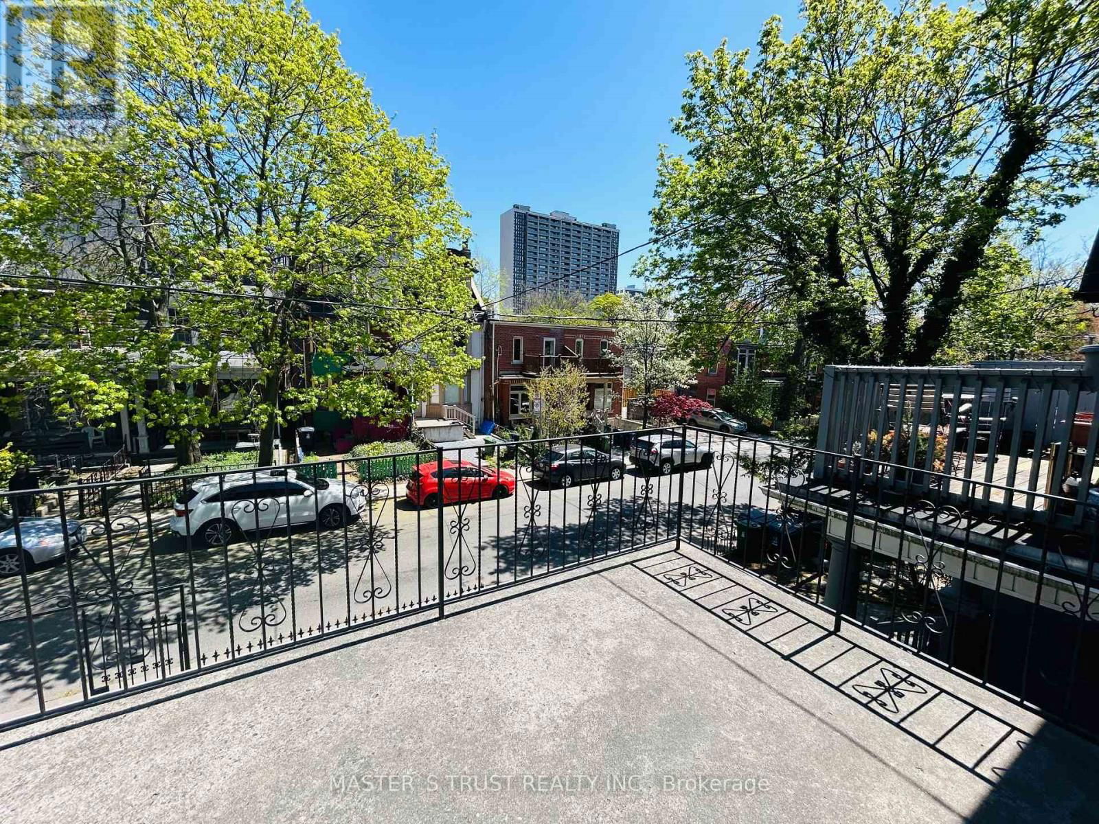 246 MAJOR STREET Image 8