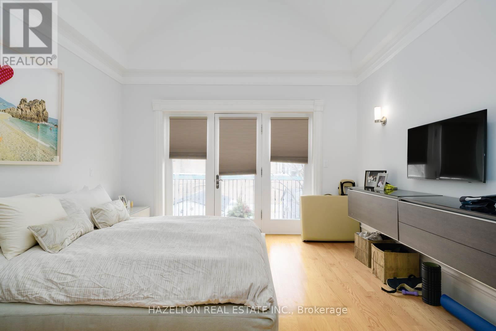 44 HAZELTON AVENUE Image 15