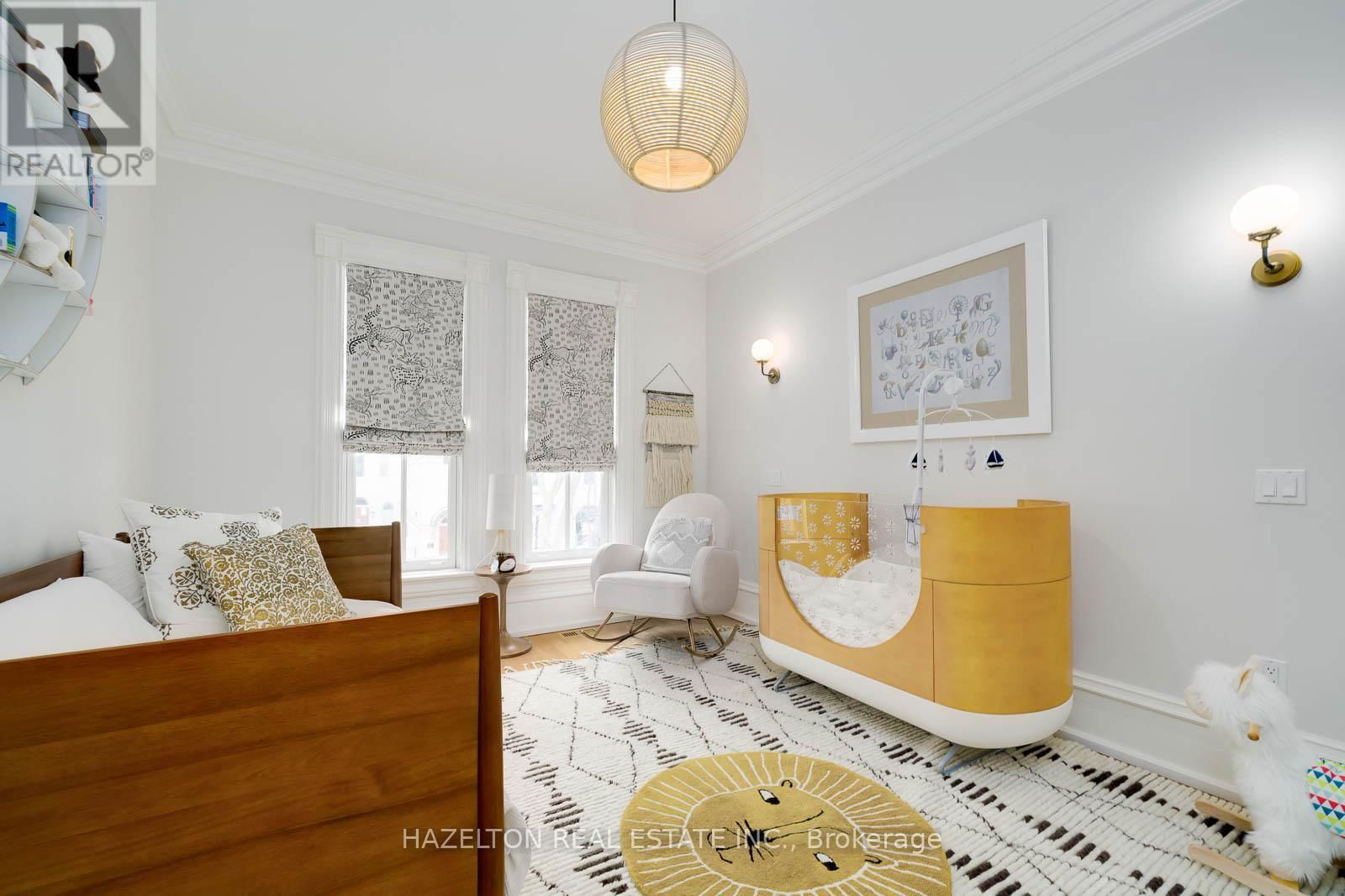 44 HAZELTON AVENUE Image 23