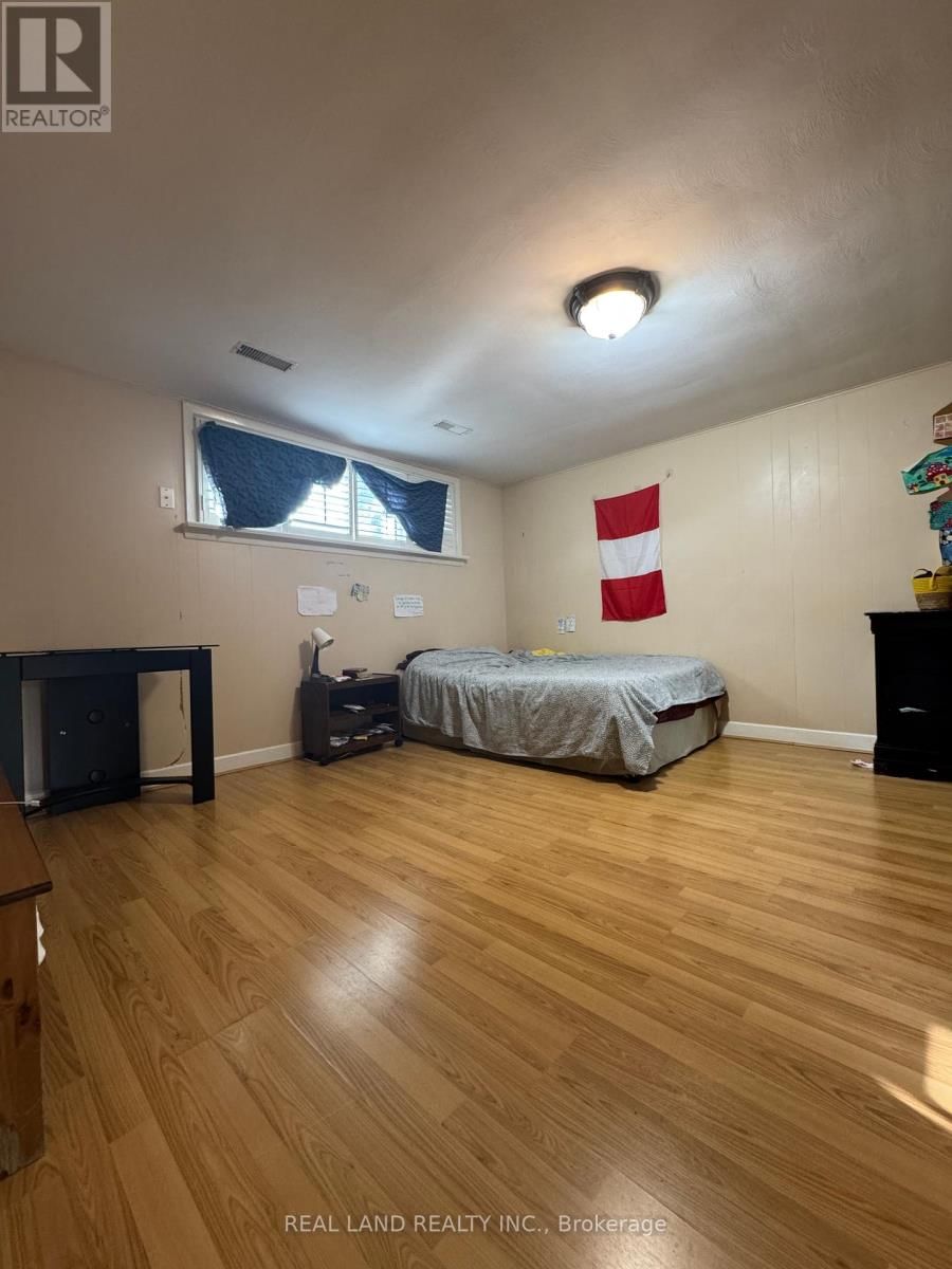 bsmt - 168 SEARLE AVENUE Image 10