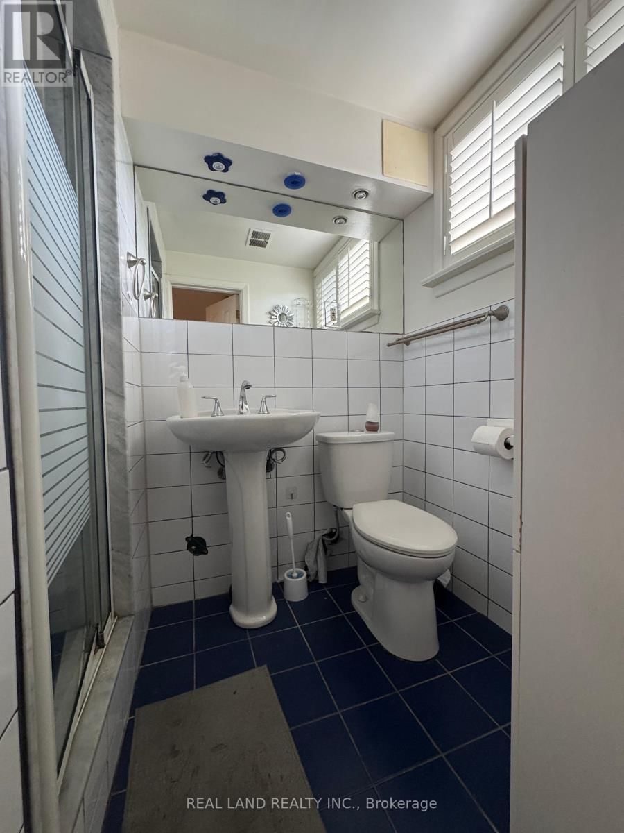 bsmt - 168 SEARLE AVENUE Image 14