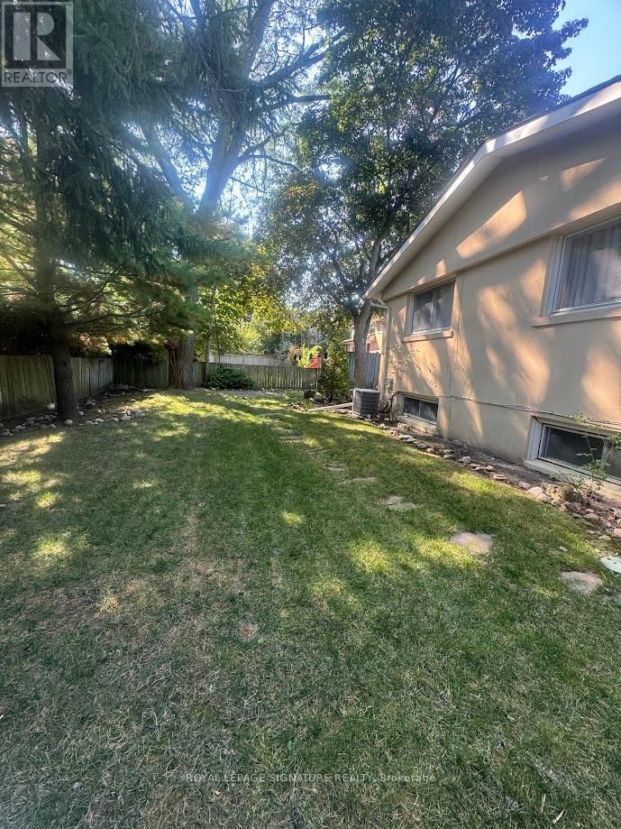 Bsmt - 31 WHITELOCK CRESCENT Image 8