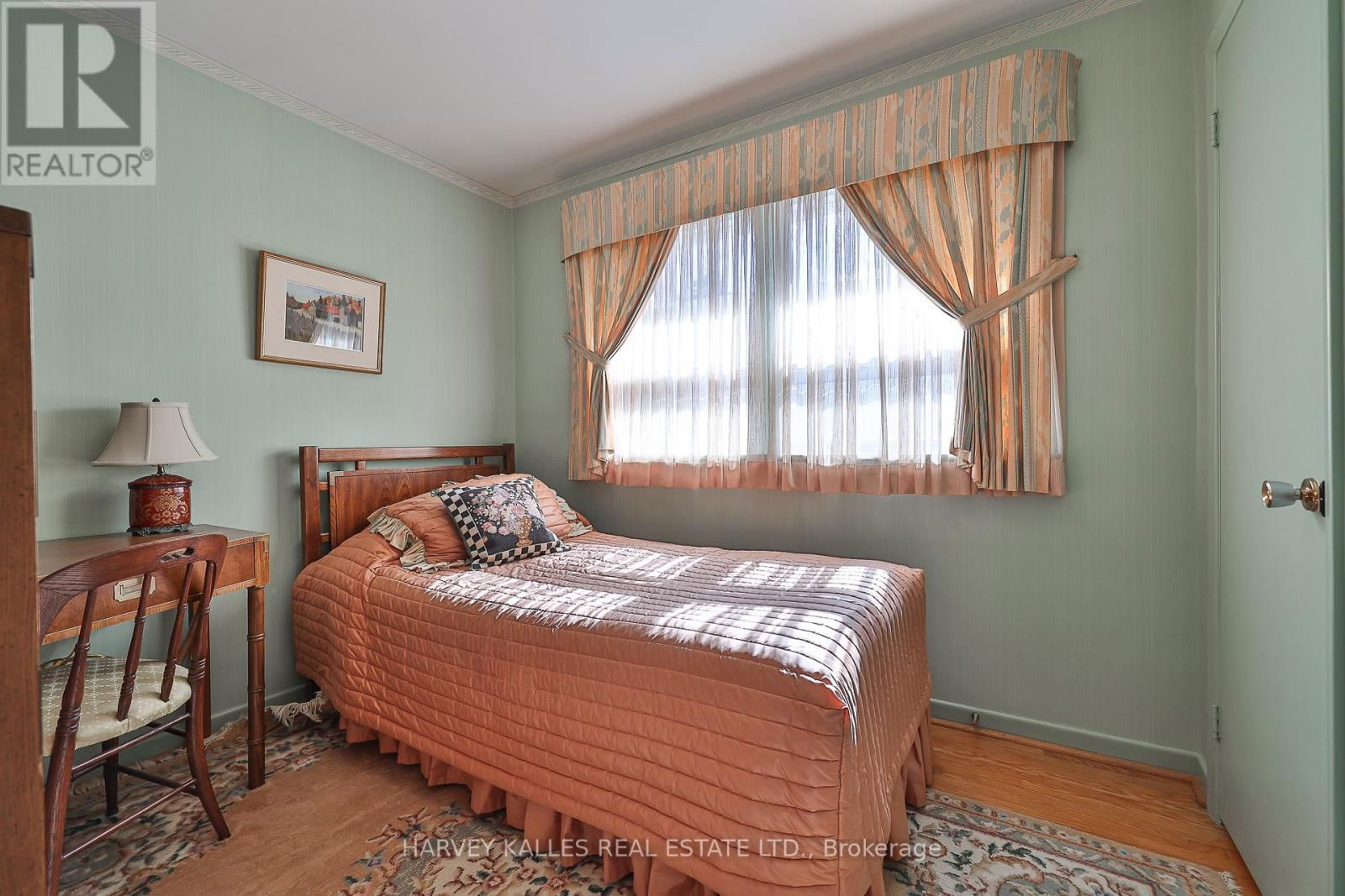 140 FENN AVENUE Image 20