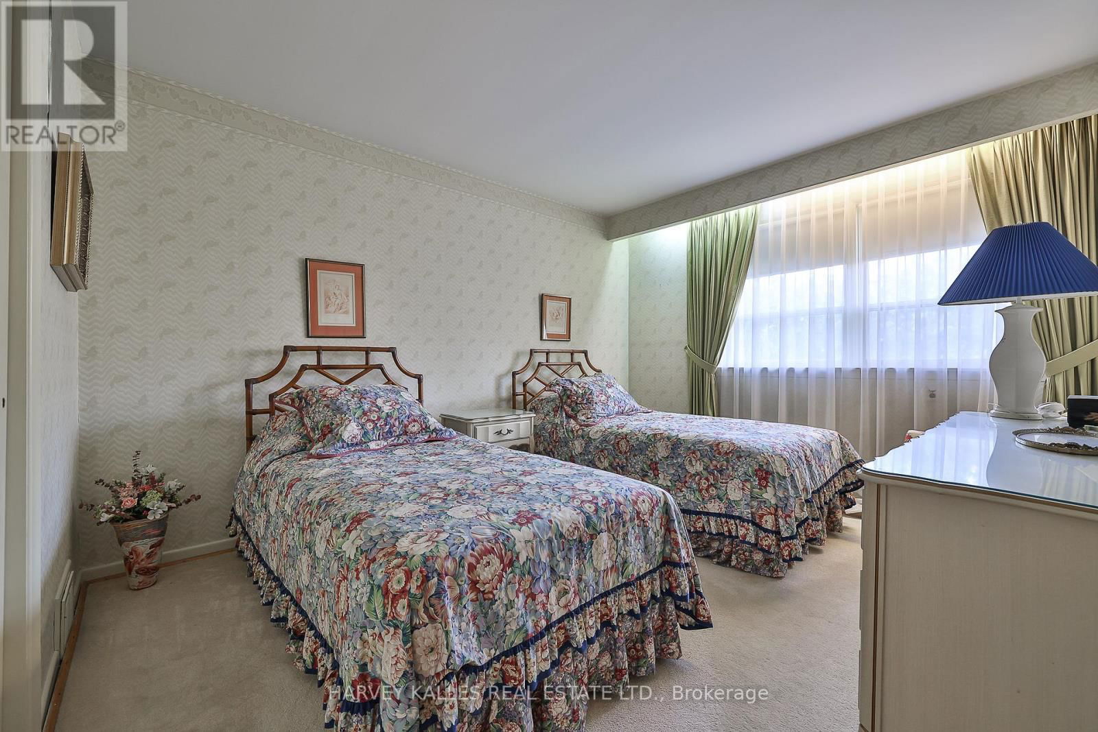 140 FENN AVENUE Image 22