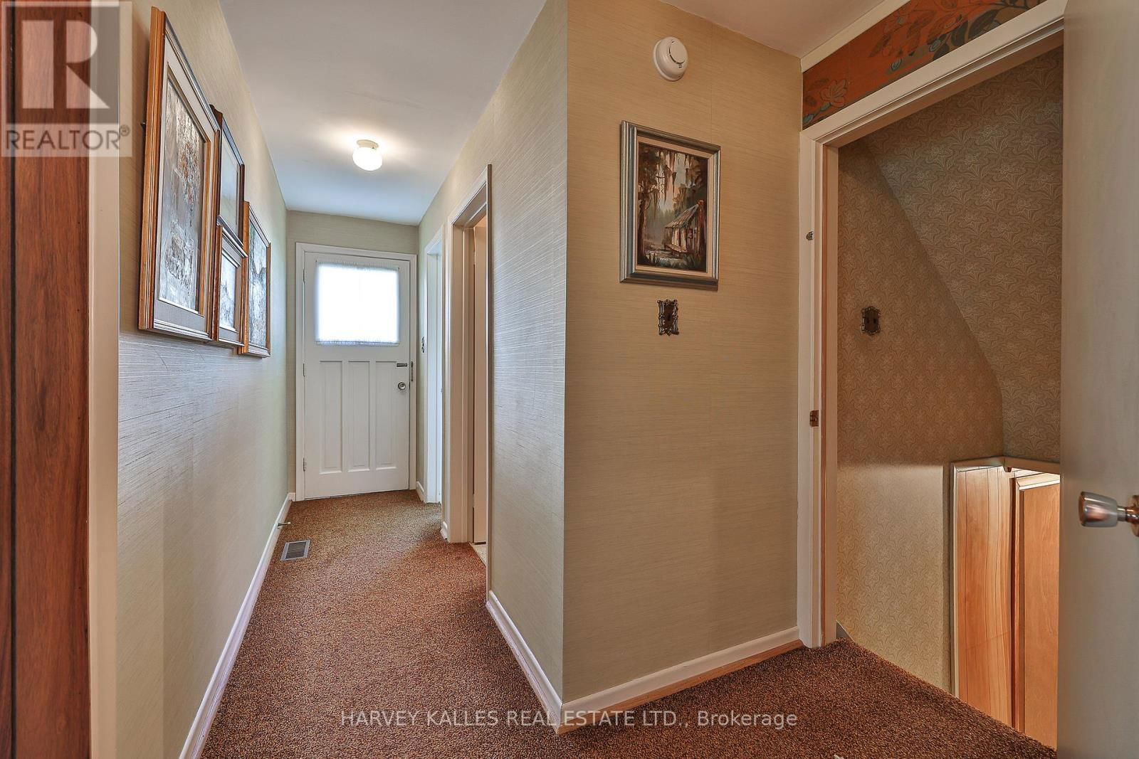 140 FENN AVENUE Image 25