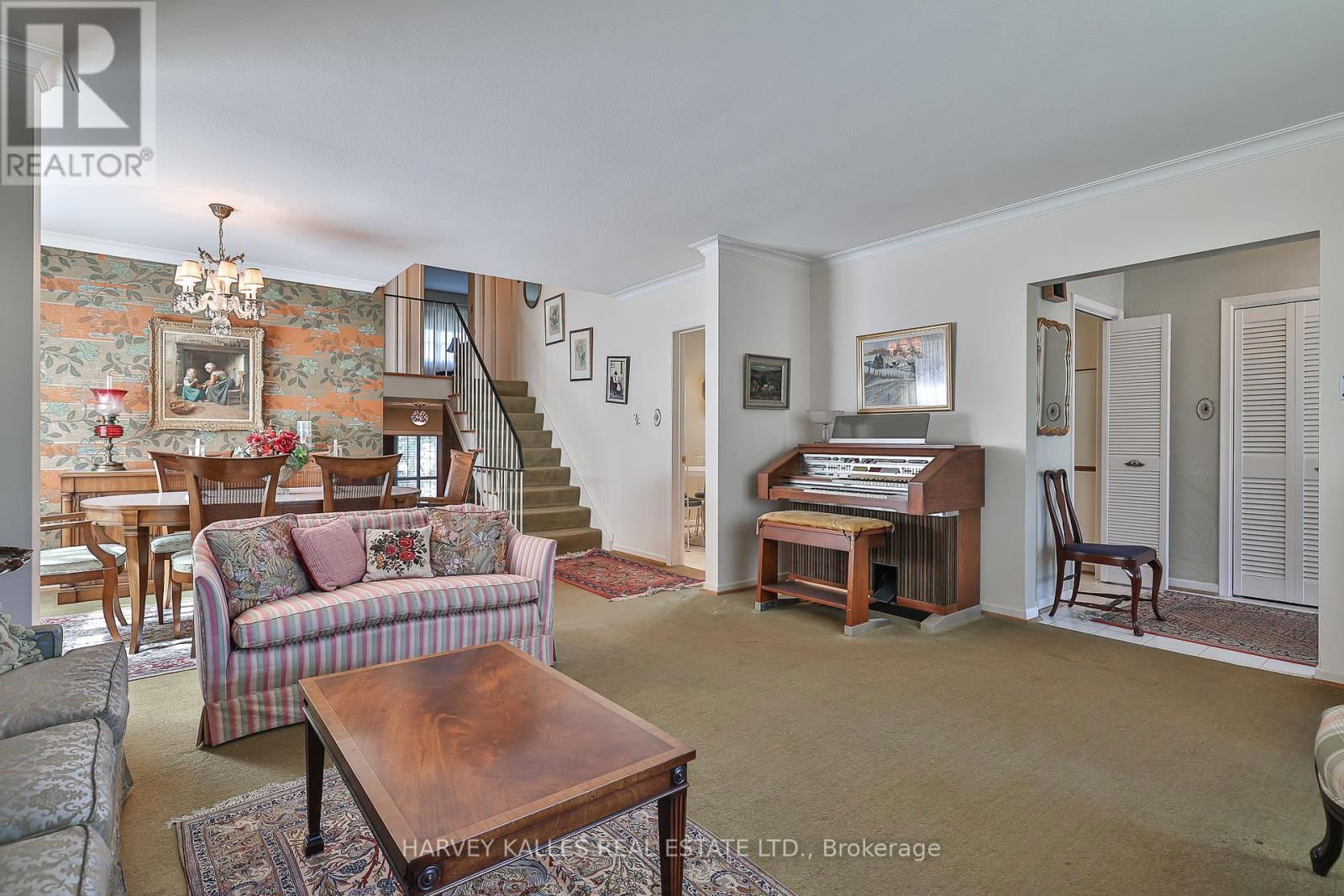 140 FENN AVENUE Image 4
