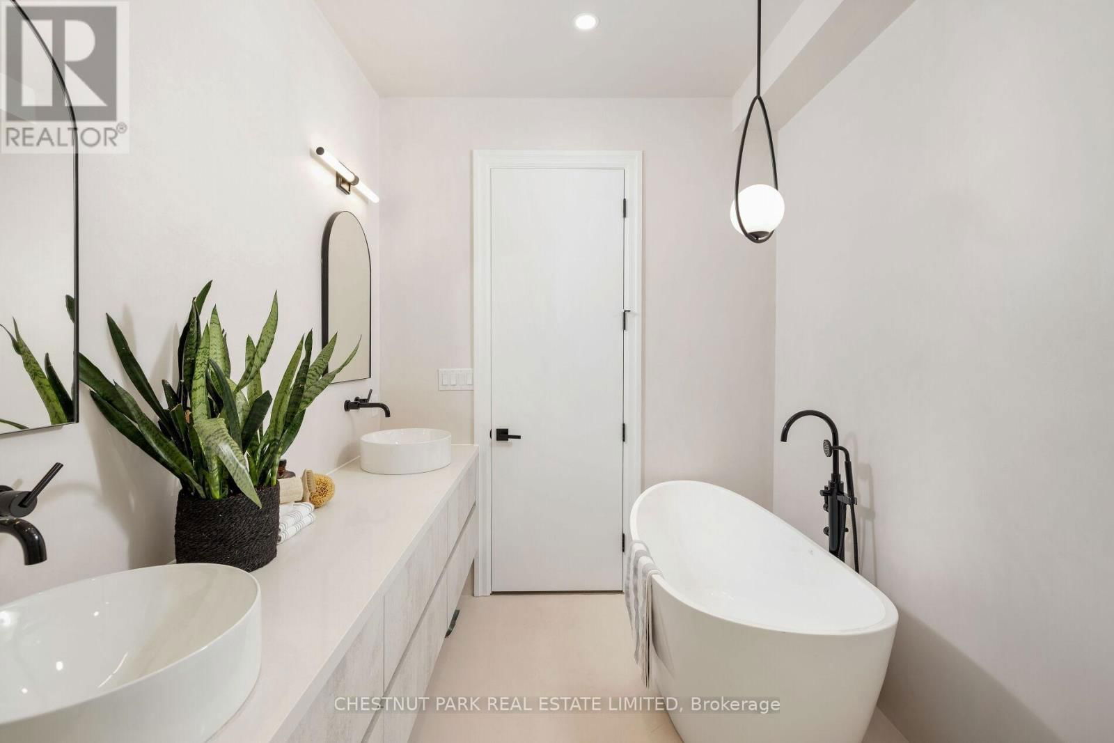 112 GIVINS STREET Image 23