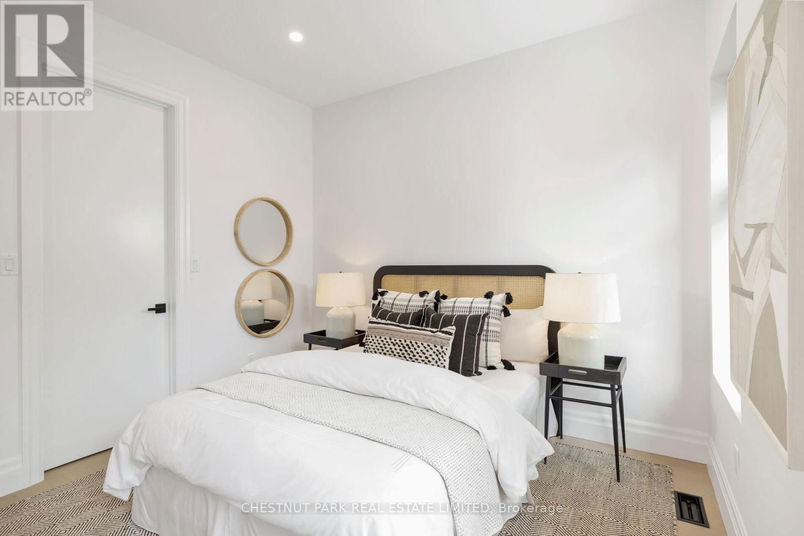 112 GIVINS STREET Image 25